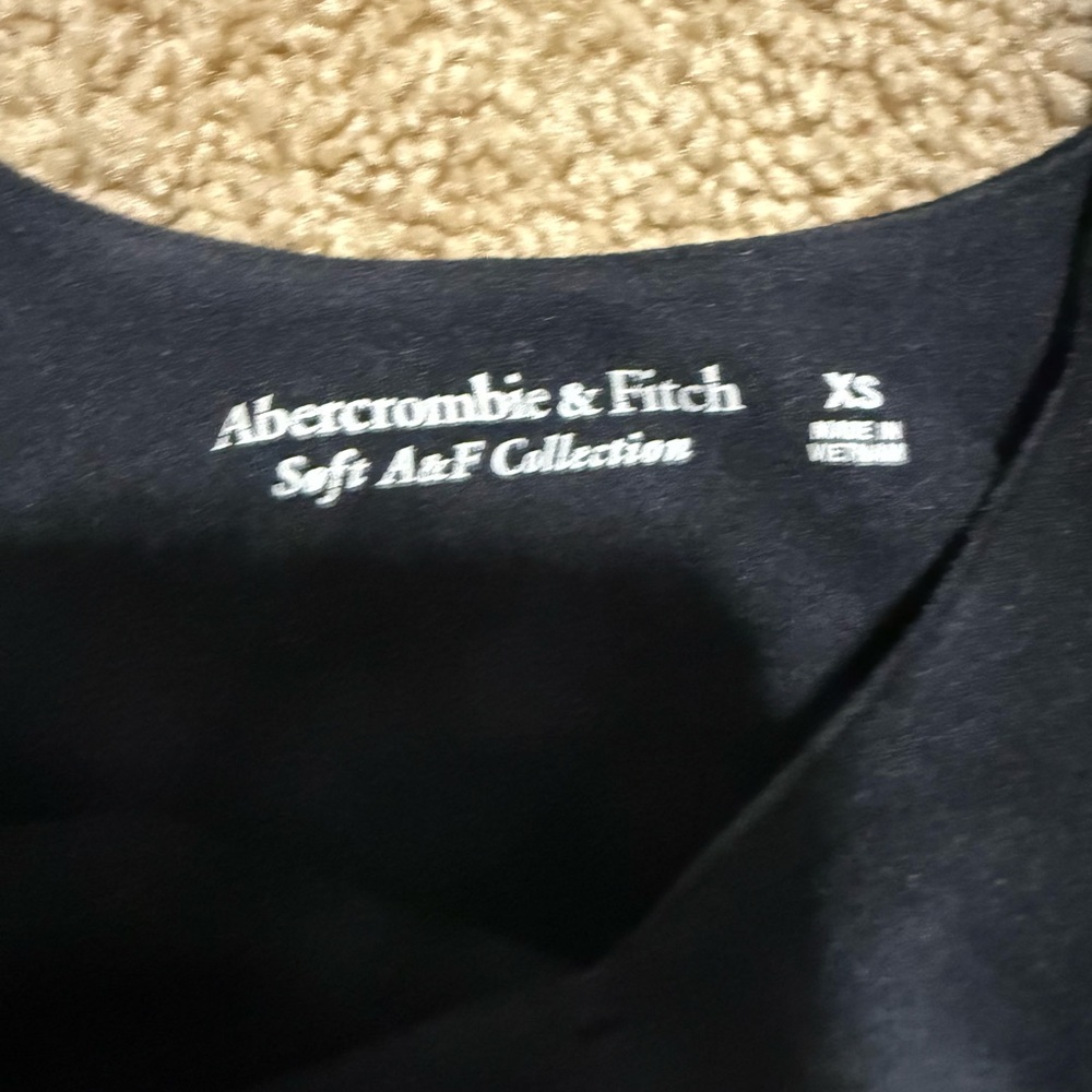 TANK TOP - Picture 2 of 2